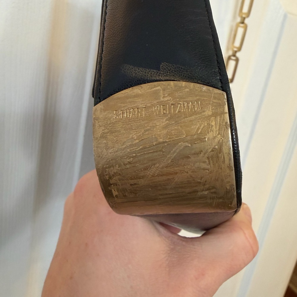 Stuart Whitman Vintage Black Leather Shoulder Bag with Gold Chain Strap - Picture 6 of 9